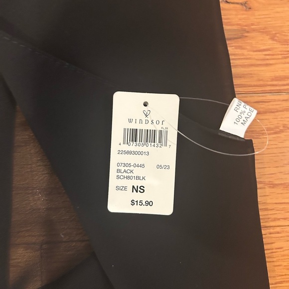 NWT windsor Elegant Black Chiffon Scarf - Picture 3 of 5